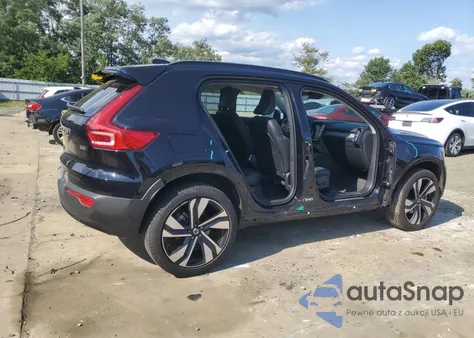 2024 Volvo Xc40 Plus z USA, uszkodzony, nr VIN YV4L12UL3R2274043